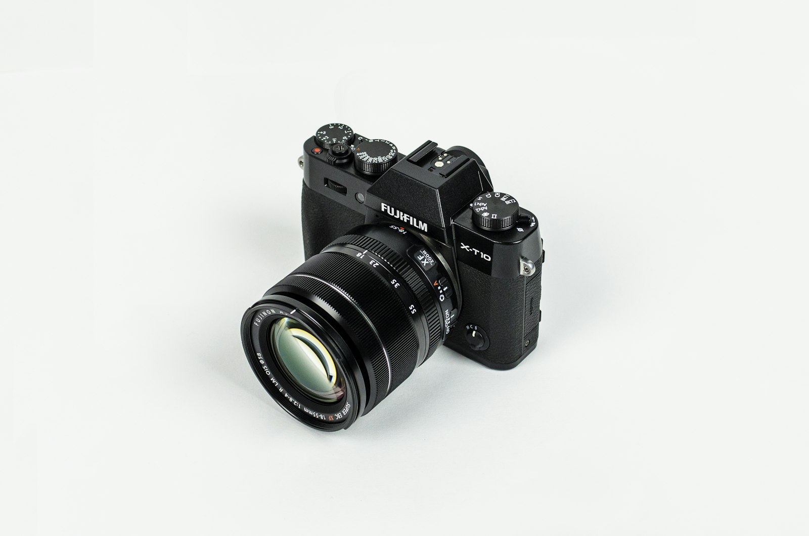 Professional camera, the essential tool of event photography